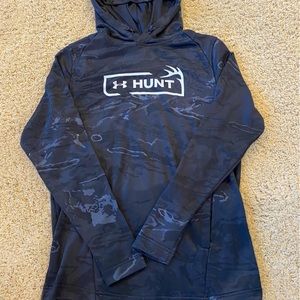Hunter Under Armor Sweatshirt